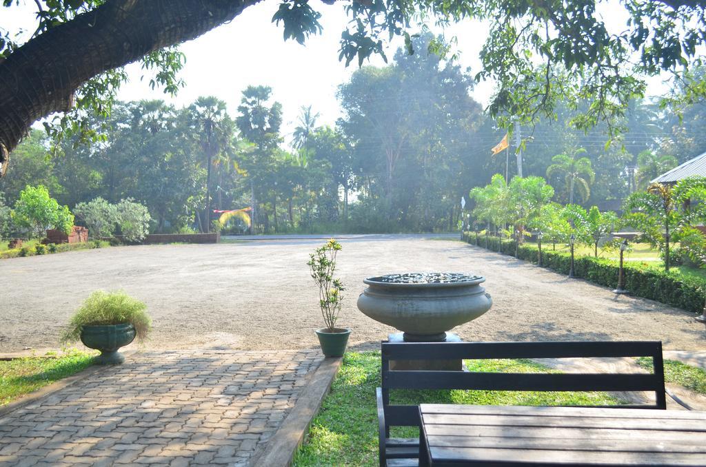 Miracle Resorts & Villas Polonnaruwa Eksteriør bilde